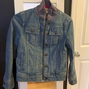 Marc Jacobs ribbed zip up jean jacket. Obsessed with this jacket !!
